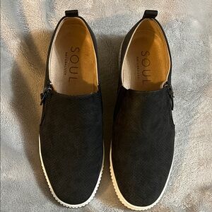 SOUL Naturalizer Women’s Black and White Slip-On Loafers. Wore them twice.